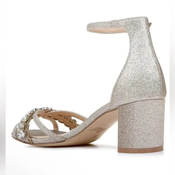 Badgley Mischka Silver Sparkle Rhinestones Chunky Heel Embellished Size 8 NWOB - Picture 3 of 7